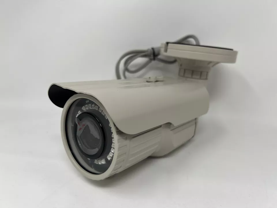 4/5MP 4-in-1 IR 2.8-12mm Manual Varifocal Bullet Camera waterproof housing (image for) 4/5MP 4-in-1 IR 2.8-12mm Manual Varifocal Bullet Camera waterproof housing